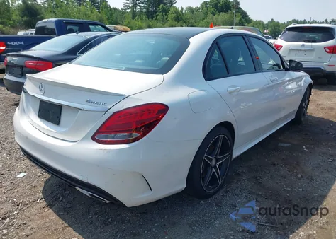 2016 Mercedes-Benz C 300 4Matic/Luxury 4Matic/Sport 4Matic из США, поврежденный, VIN 55SWF4KB5GU129294